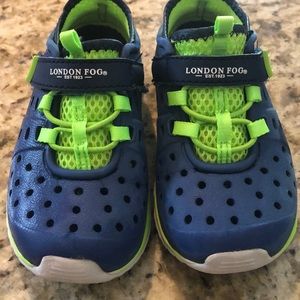London Fog toddler play sneaker size 8T